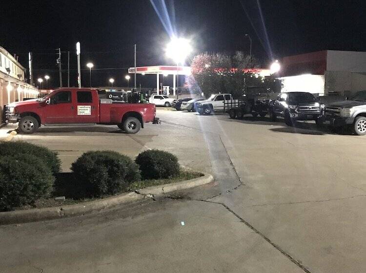 בית מלון כפרי Rodeway Inn