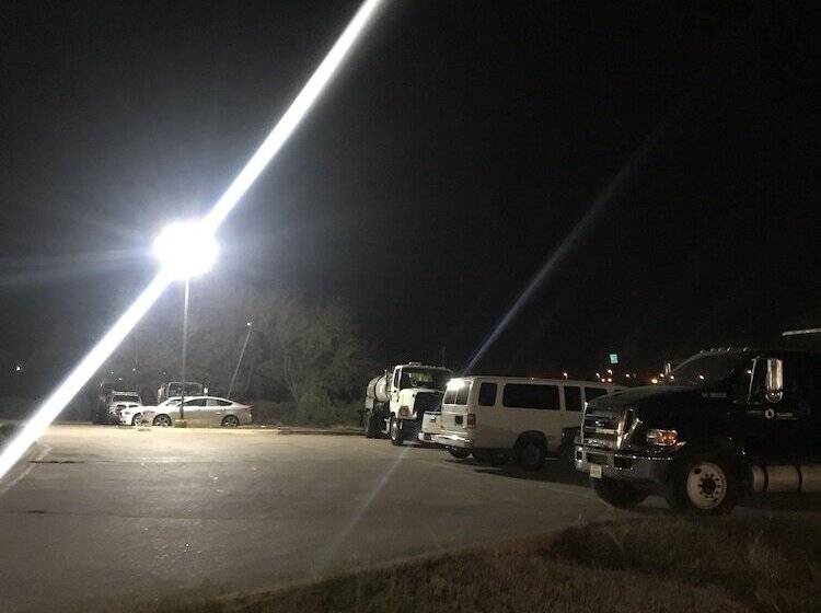 בית מלון כפרי Rodeway Inn