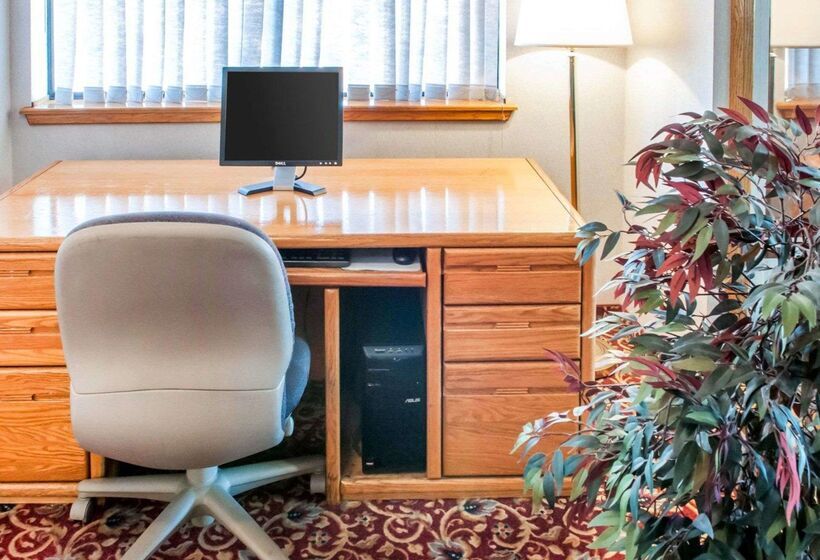 فندق Rodeway Inn