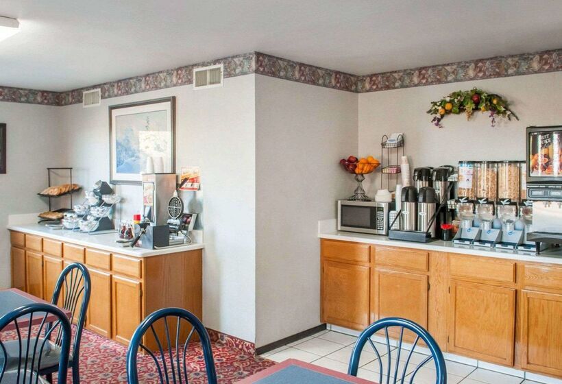 فندق Rodeway Inn