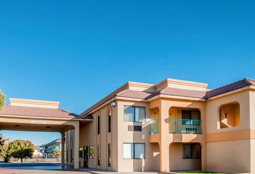 فندق Rodeway Inn