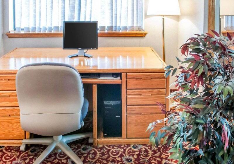 فندق Rodeway Inn