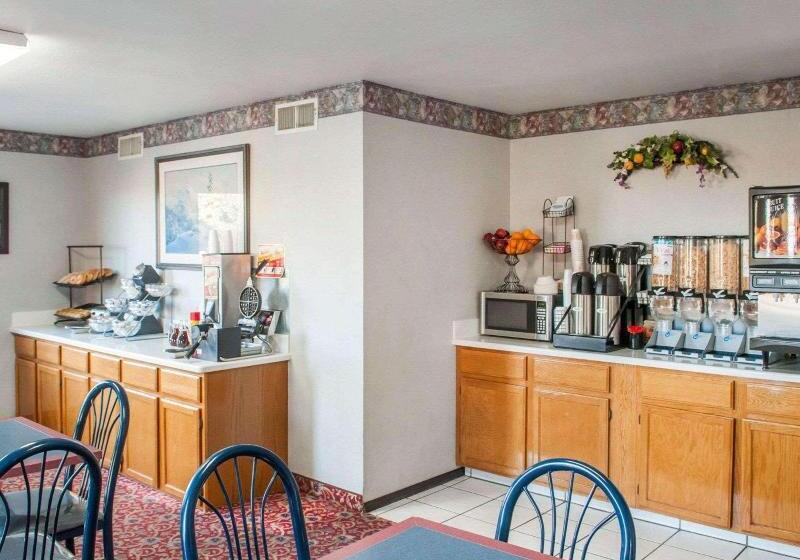 فندق Rodeway Inn