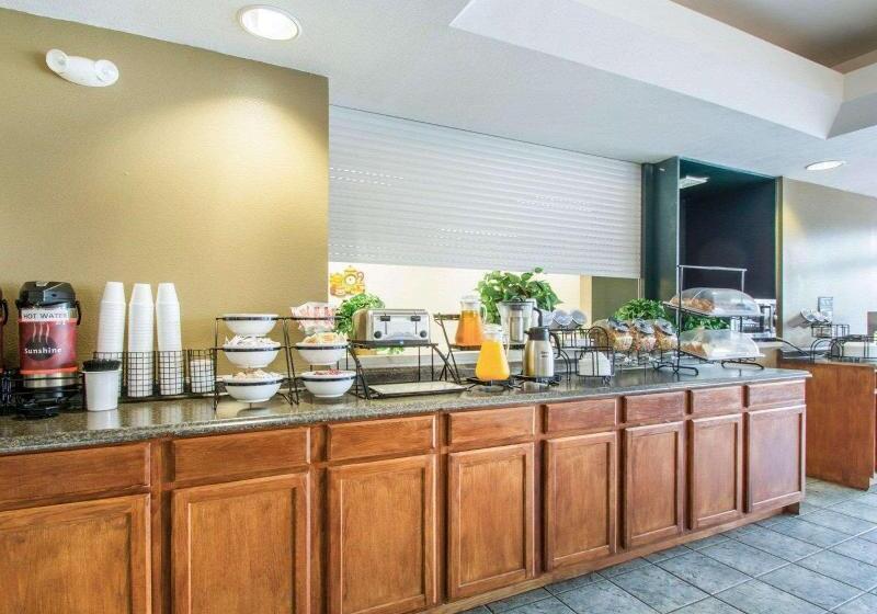 ホテル Rodeway Inn