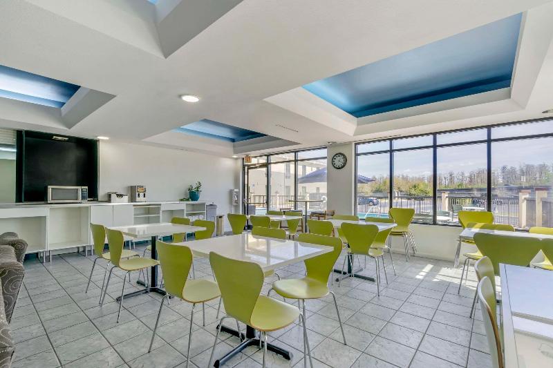 ホテル Rodeway Inn