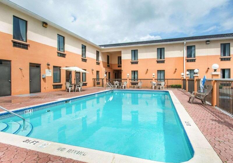 ホテル Rodeway Inn