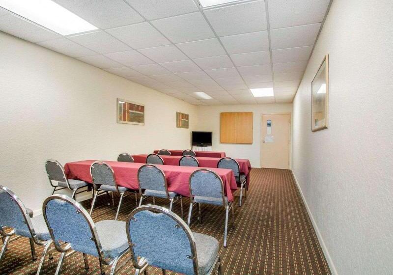 ホテル Rodeway Inn