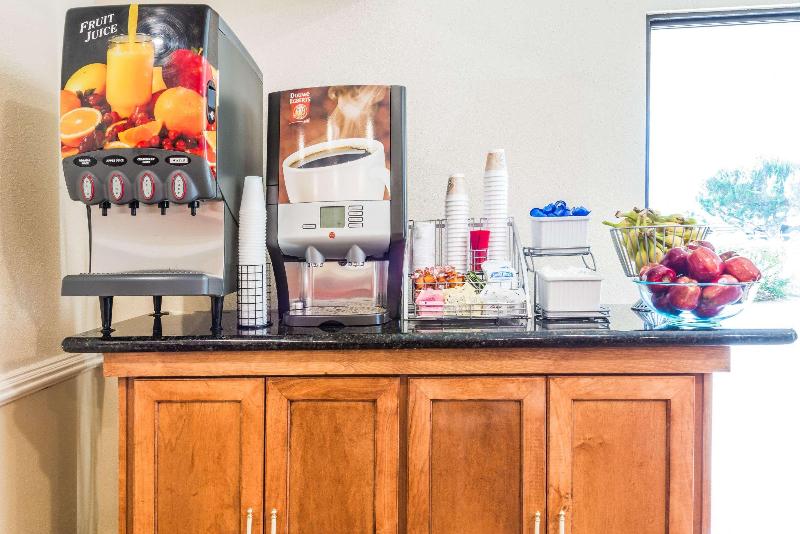 فندق Super 8 By Wyndham Clovis