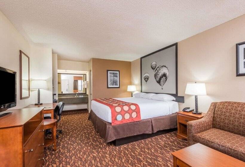 هتل Super 8 By Wyndham Clovis