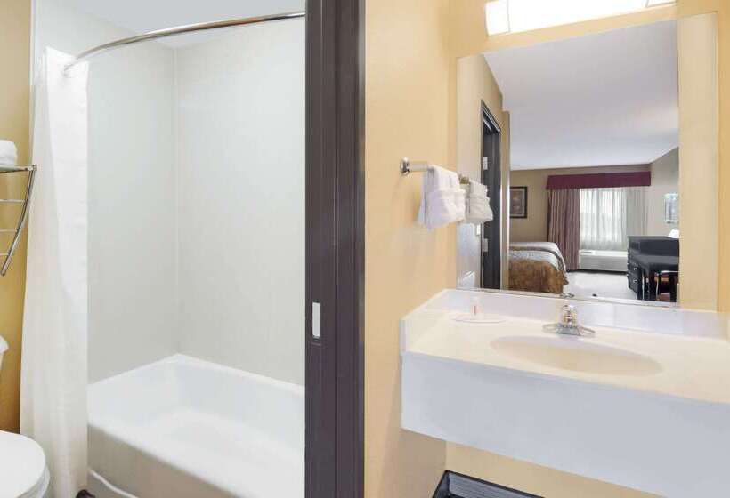 호텔 Super 8 By Wyndham Farmers Branch/north Dallas