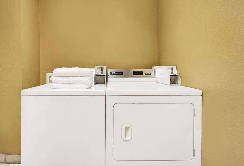 Szálloda Super 8 By Wyndham Richardson Dallas