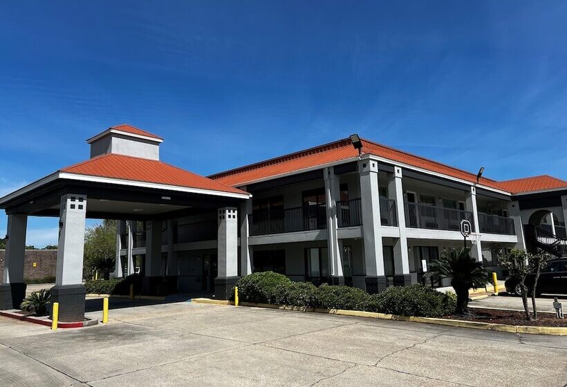 酒店 Super 8 By Wyndham Slidell