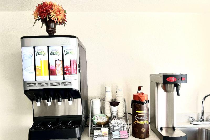 酒店 Super 8 By Wyndham Slidell