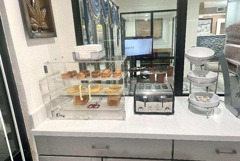 酒店 Super 8 By Wyndham Slidell