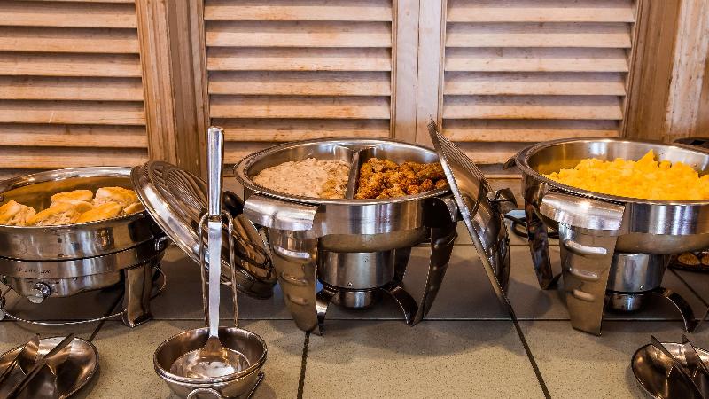 Отель Quality Inn & Suites Fayetteville I 95