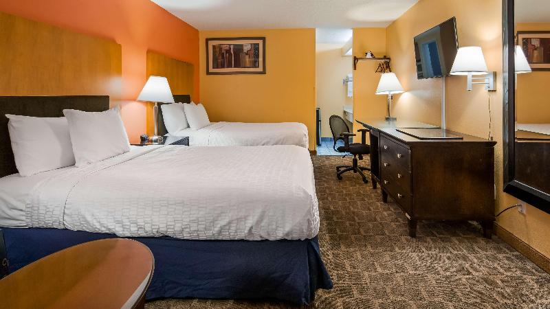 Отель Quality Inn & Suites Fayetteville I 95