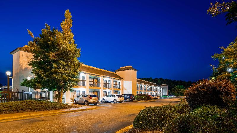 Отель Quality Inn & Suites Fayetteville I 95