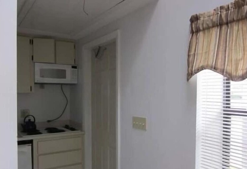 ホテル The Club At Cape Cod