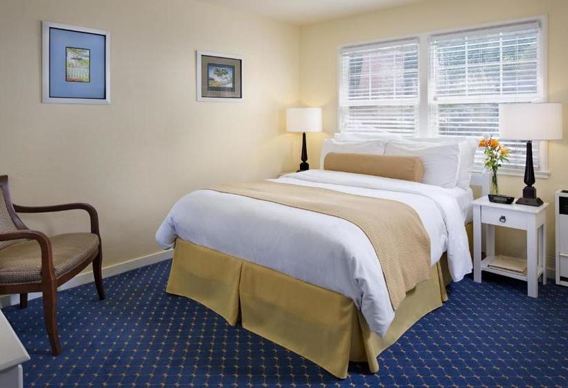 酒店 The Colonial Terrace