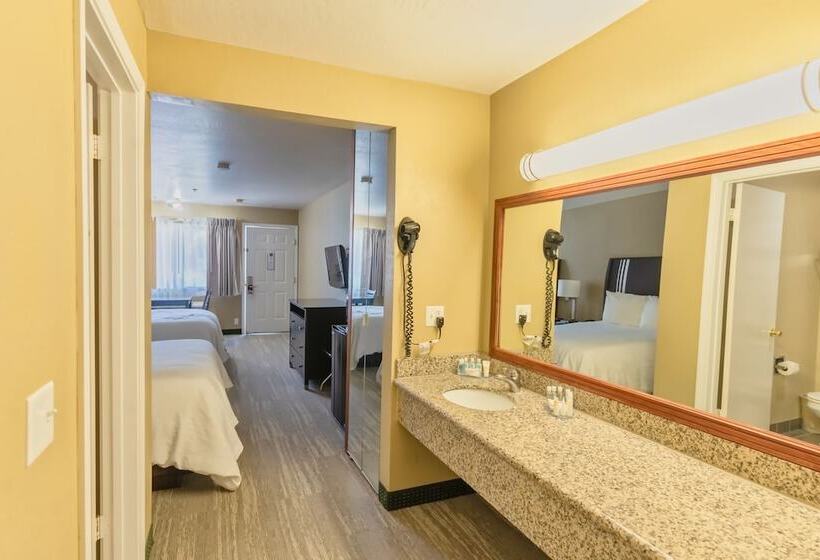 酒店 The Oakhurst Inn At Yosemite