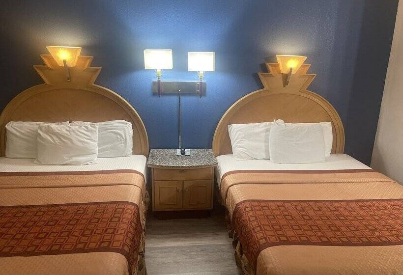 فندق Travelodge By Wyndham Junction City