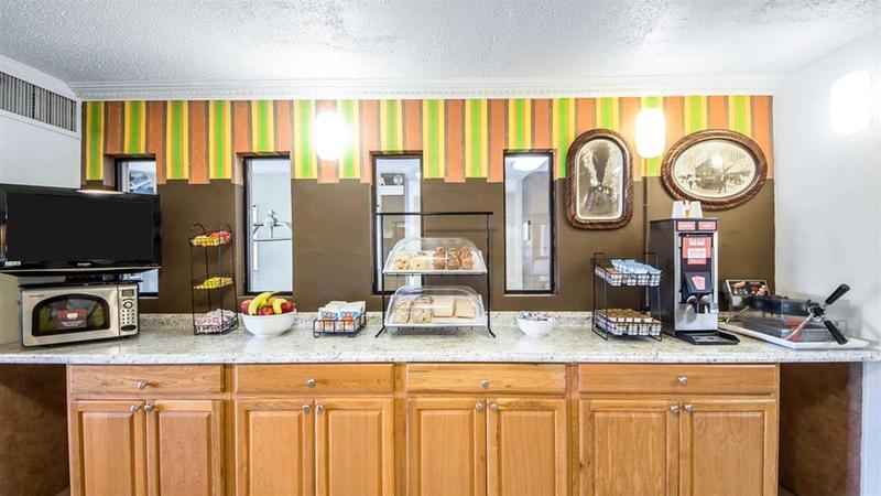 فندق Western Inn And Suites