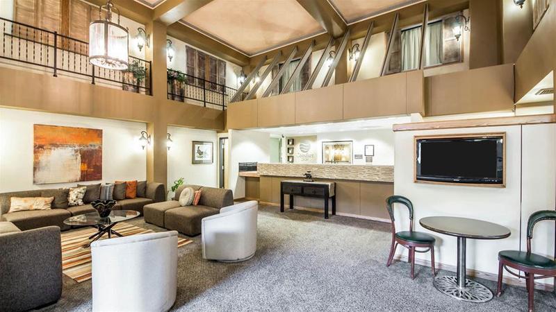 فندق Western Inn And Suites