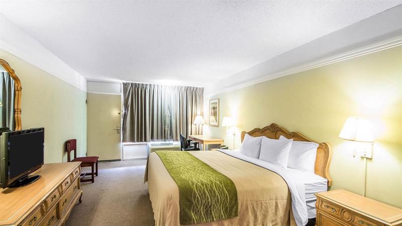 فندق Western Inn And Suites