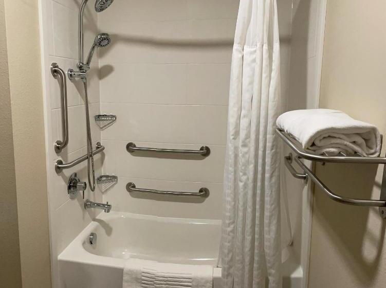 ホテル Wingate By Wyndham Pittsburgh West Mifflin