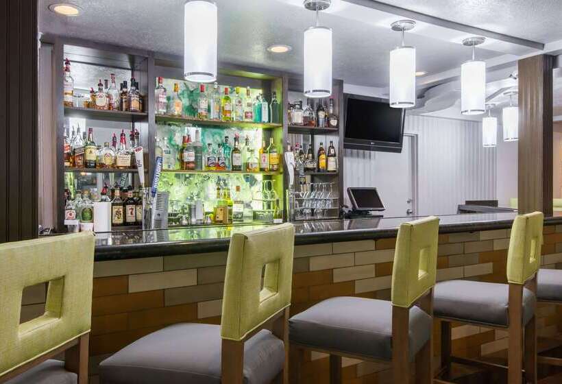 Wyndham Garden Hotel Cross Lanes Charleston