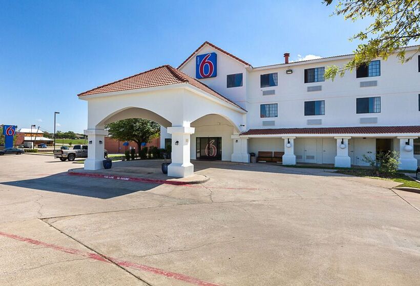 Motel 6 Bedford, Tx   Fort Worth