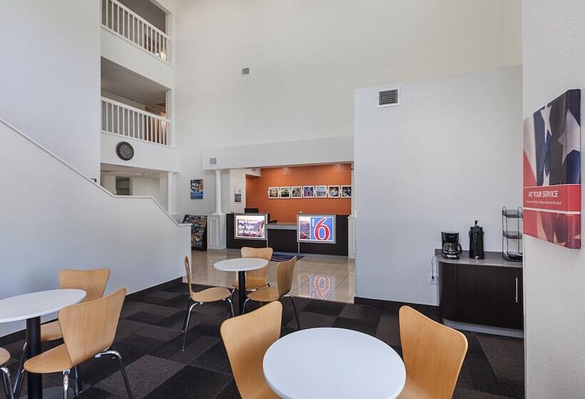 Motel 6 Bedford, Tx   Fort Worth