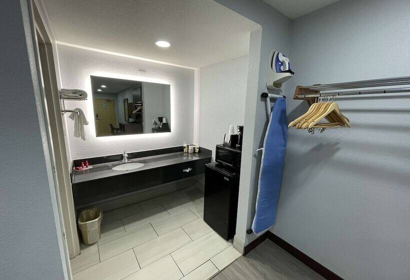 מוטל Surestay Hotel By Best Western Childress