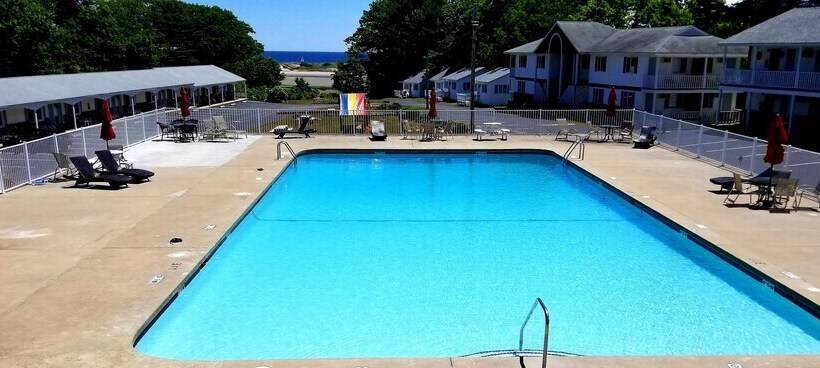 منتجع Ogunquit Tides