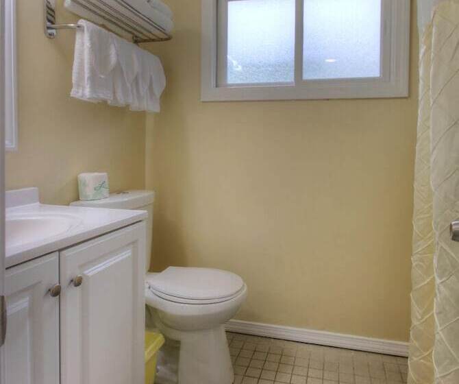 منتجع Ogunquit Tides