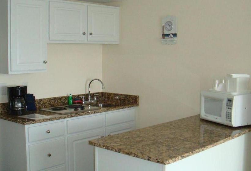 The Colony Beach Motel