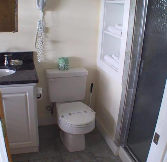 The Colony Beach Motel