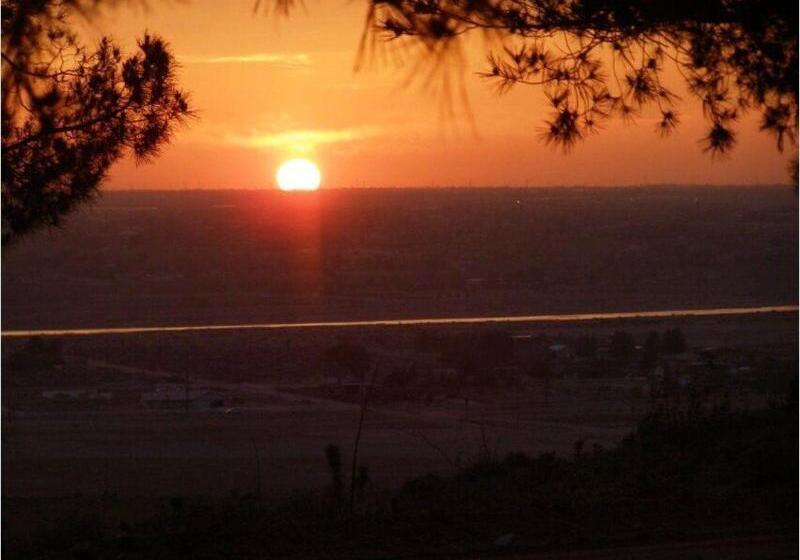 호스텔 Hilltop Tavern And Inn