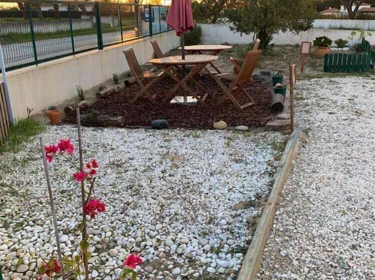 旅馆 Sublime Sun & Van By Meco Stays