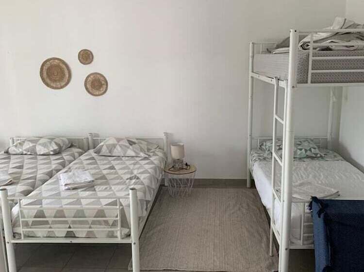 旅馆 Sublime Sun & Van By Meco Stays