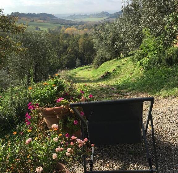 Farmhouse B&b Il Paretaio