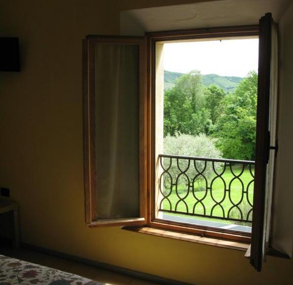 בית מלון כפרי Agriturismo Contea Di Val D'amone