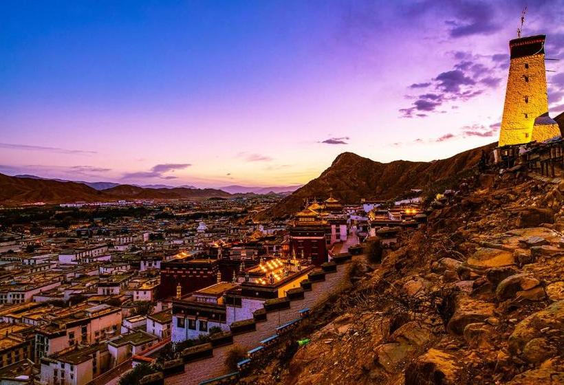 Отель Subei Grand  Shigatse