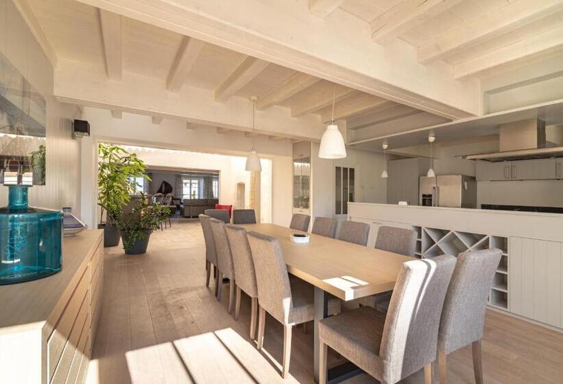 Отель Villa De L'eclusier