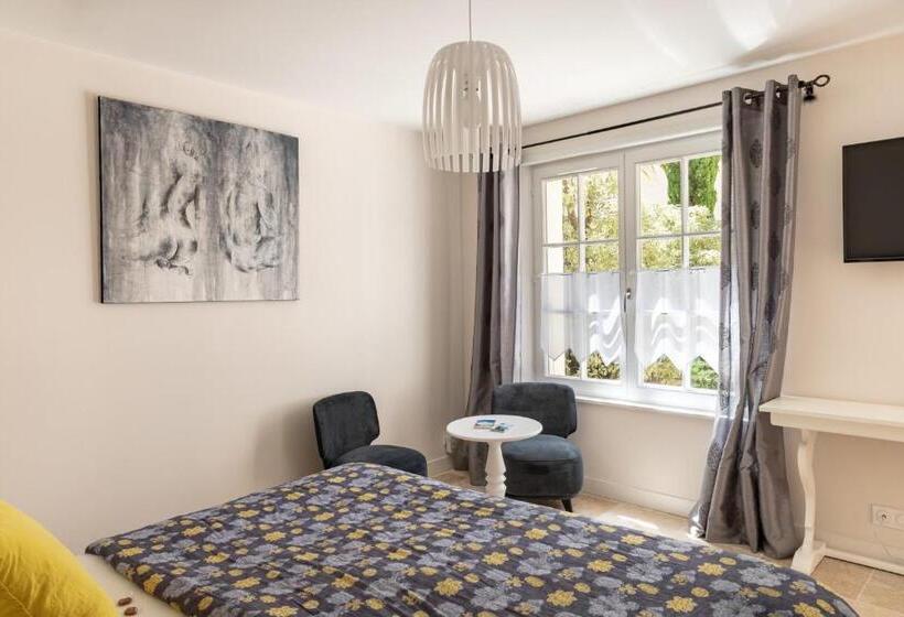 Отель Villa De L'eclusier