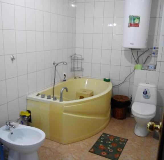 پانسیون Nika Guest House