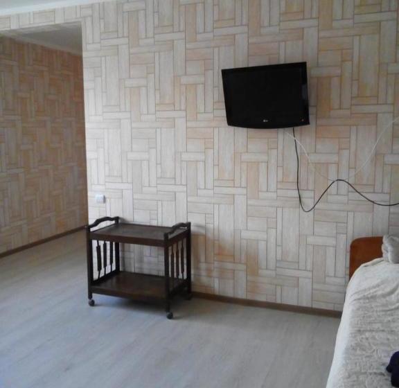 پانسیون Nika Guest House