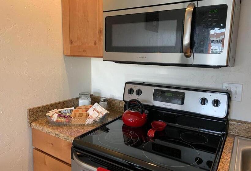 The Wing At Kingston East