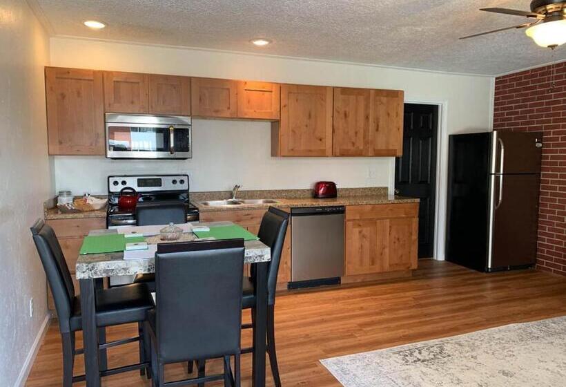 The Wing At Kingston East