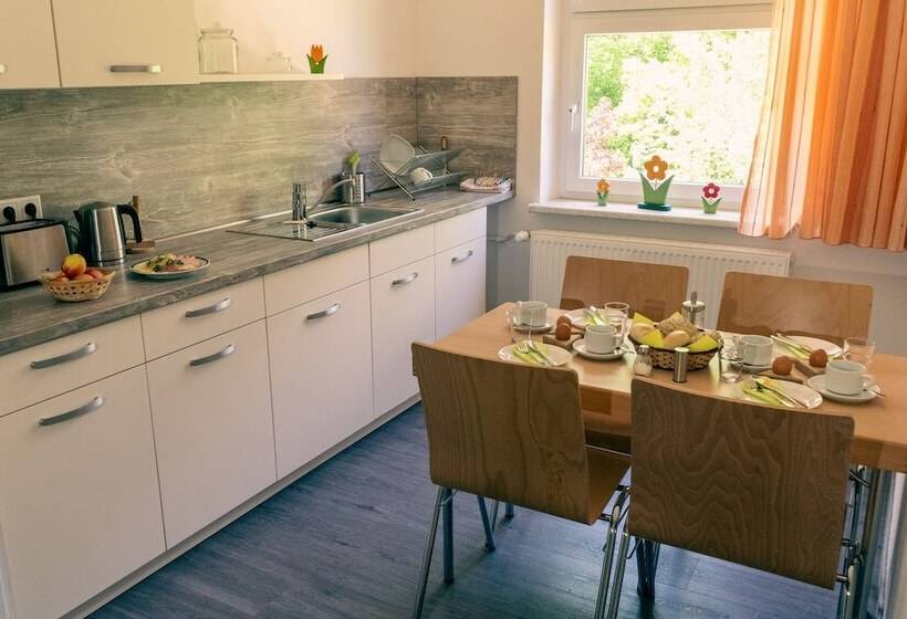 فندق صغير Gästehaus Am Oberlausitzer Dreieck